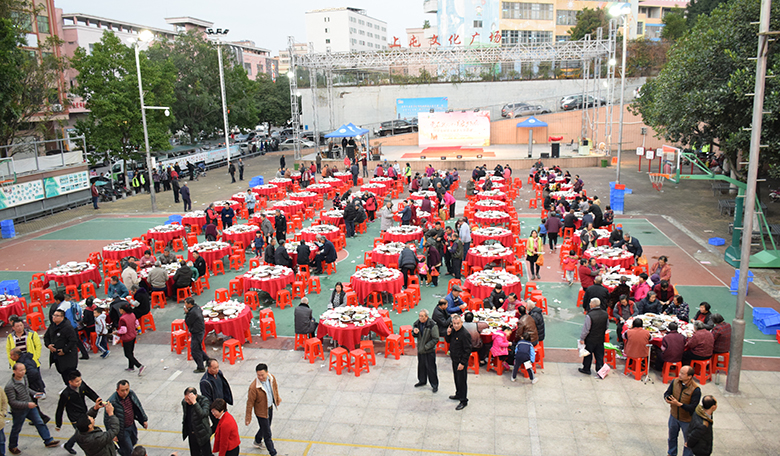 銳天參與上屯第五屆老人節(jié)活動